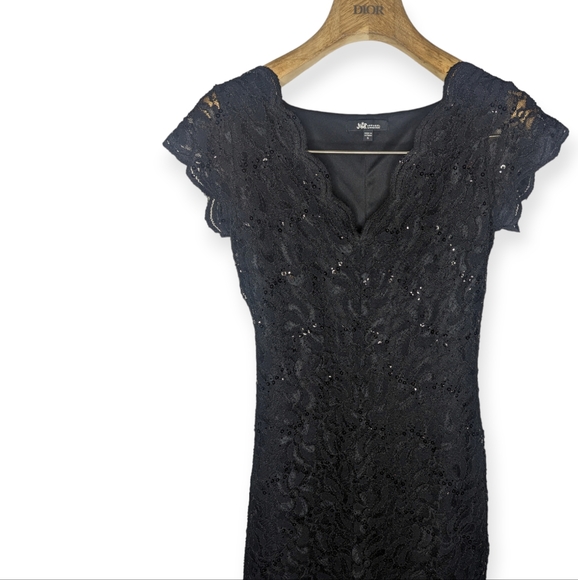 Lacey little black dress embedded w/single sequins throughout fabric - Small - Picture 4 of 6